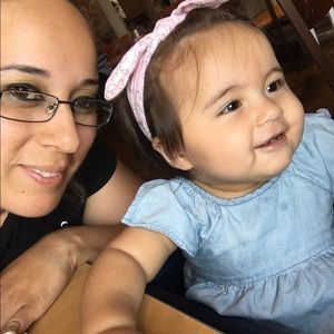 Meet your Posher, Cinthia